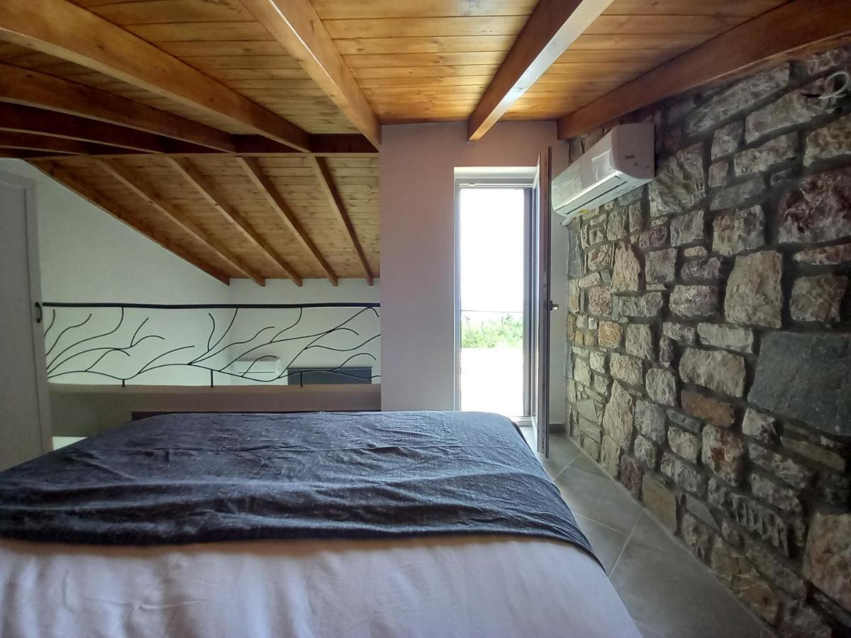 Koroni Stone House, Newly Built Studios By The Sea Exterior photo