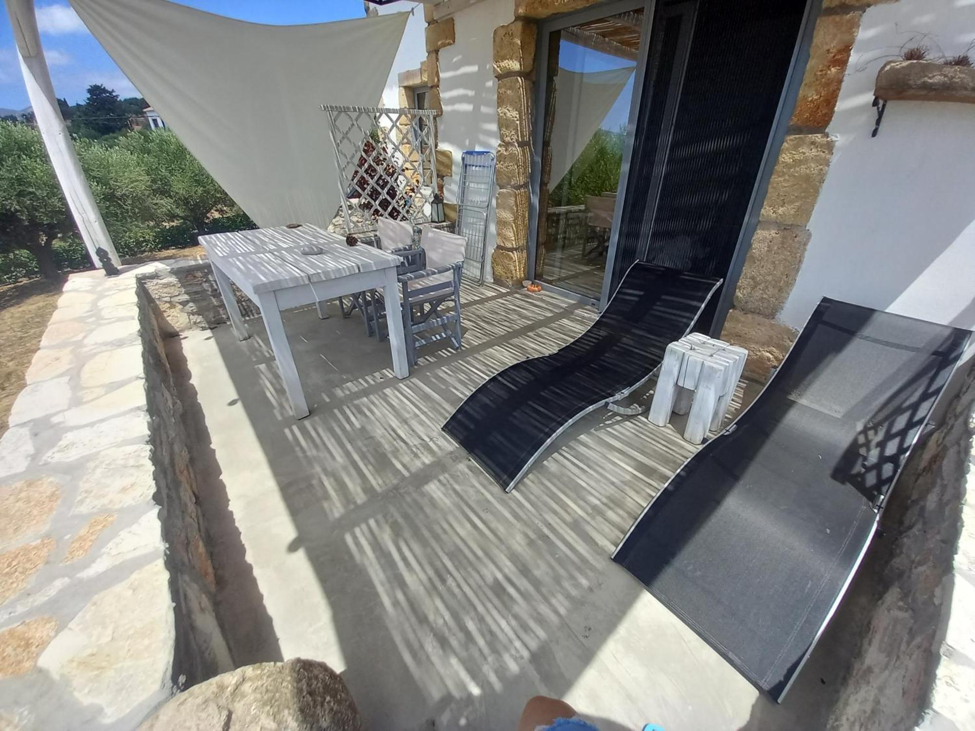 Koroni Stone House, Newly Built Studios By The Sea Exterior photo
